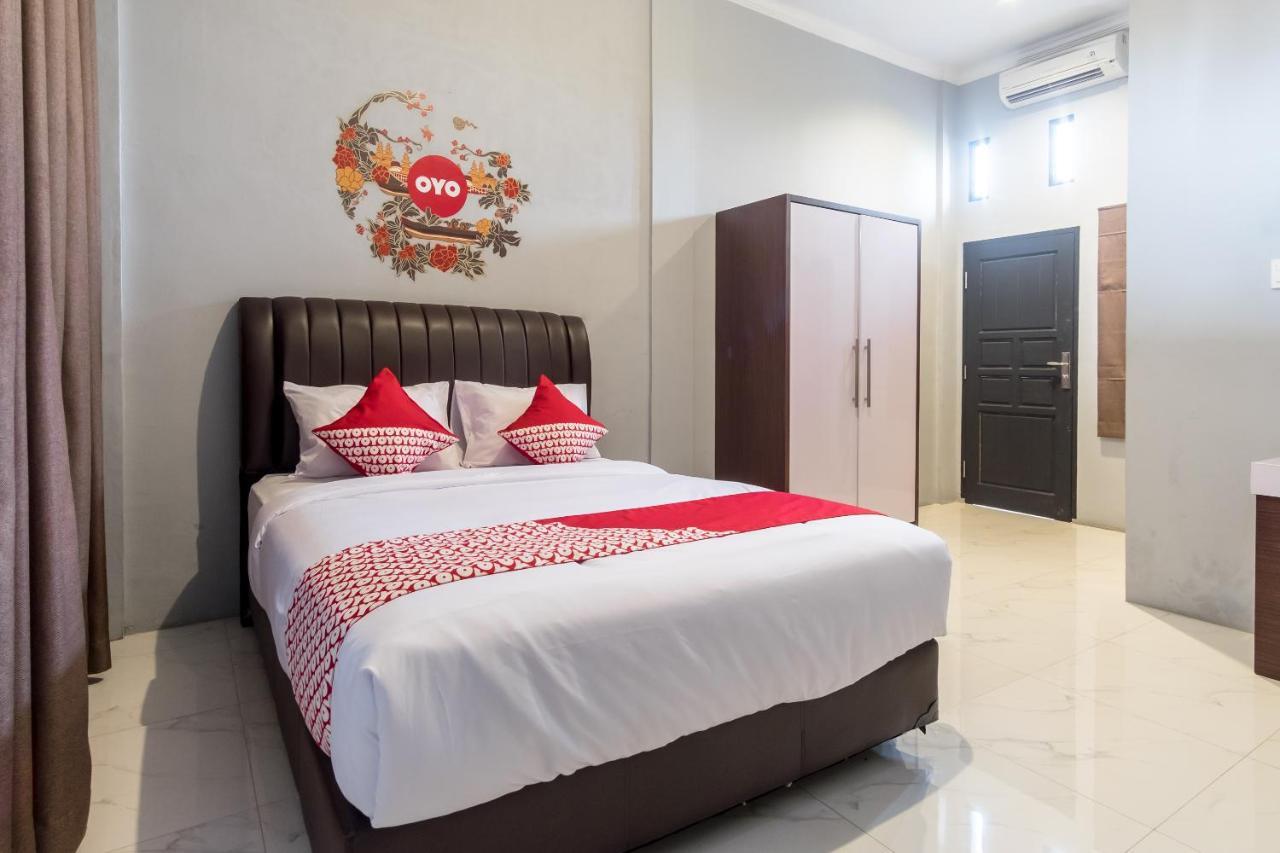 Oyo 470 Green Kno Medan Dış mekan fotoğraf