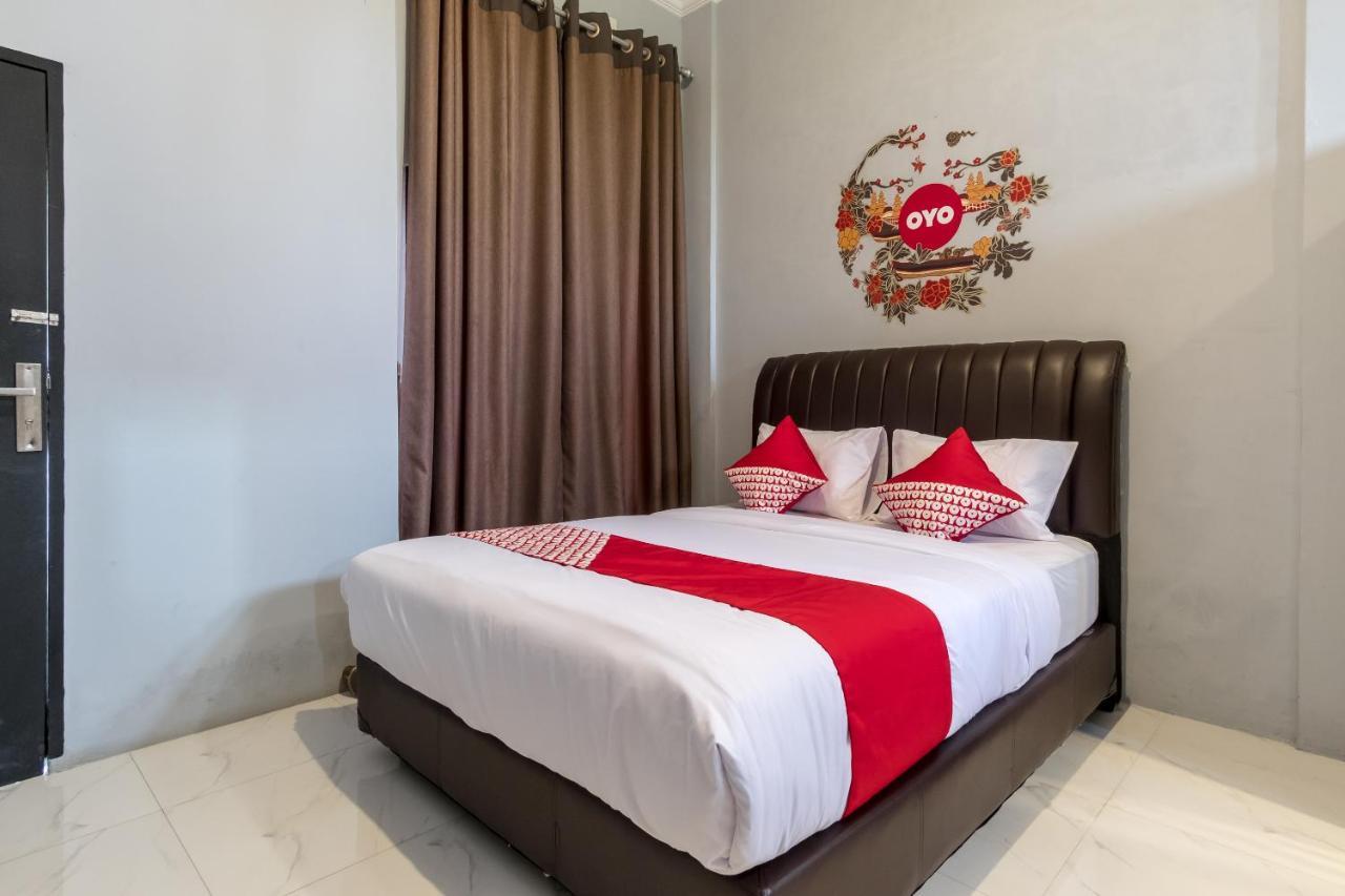 Oyo 470 Green Kno Medan Dış mekan fotoğraf