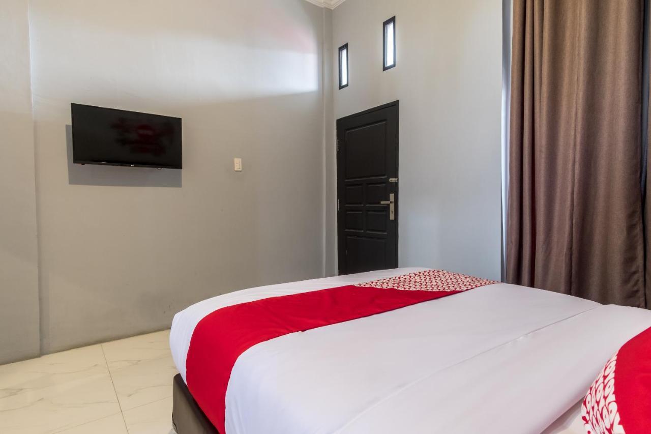 Oyo 470 Green Kno Medan Dış mekan fotoğraf